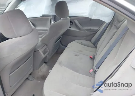 2008 Toyota Camry Le z USA, uszkodzony, nr VIN 4T1BE46K18U253192